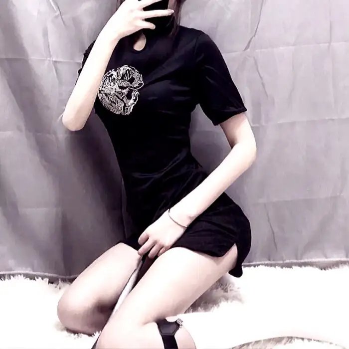 咪逐我出境！